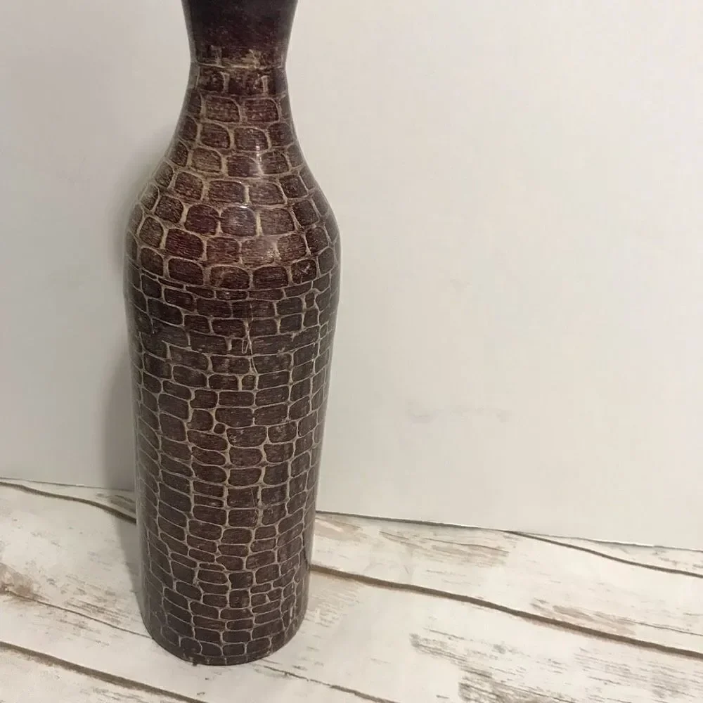 N/A dark red